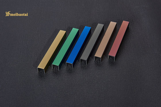 0.65mm ضخامت فولاد ضد زنگ تایل تراش SS U V پروفایل با رنگ Platng و V طرح شکاف