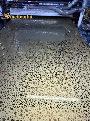 قیمت خوب آینه طلا بر روی ورق فولاد ضد زنگ 304 با ضخامت 0.95 میلی متر و اندازه 1219x2438 میلی متر برای آسانسور آنلاین