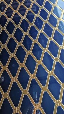 ورق برجسته فولاد ضد زنگ درجه 201 با فیلم PVC دوبل و ضخامت 0.85 میلی متر برای کاربردهای تزئینی