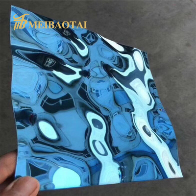 آینه چهار فوتی طلای آبی که صفحه استیل ضد زنگ موج آب را تزئین می کند