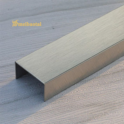 قیمت خوب نوار کاشی فولاد ضد زنگ با ضخامت 0.55 میلی متر و طرح خط مو برای دکوراسیون کف مطابق با استاندارد ASTM آنلاین