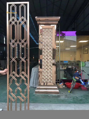 قیمت خوب 201 جداکننده اتاق از جنس استنلس استیل 8K سطح آینه سختی HRB100 آنلاین